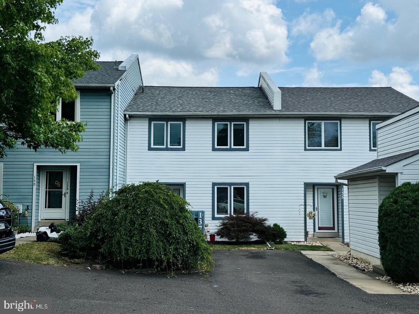 137 Krista Ct — photo