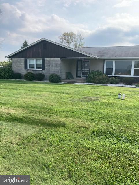 1600 Hillside Dr — photo