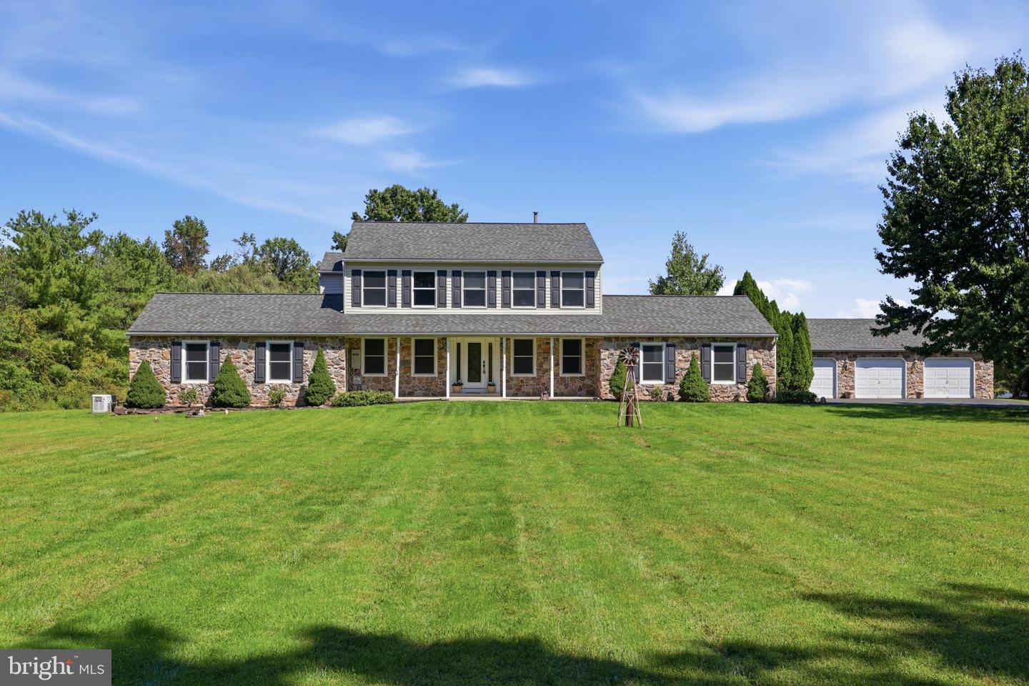 5921 Durham Rd — photo