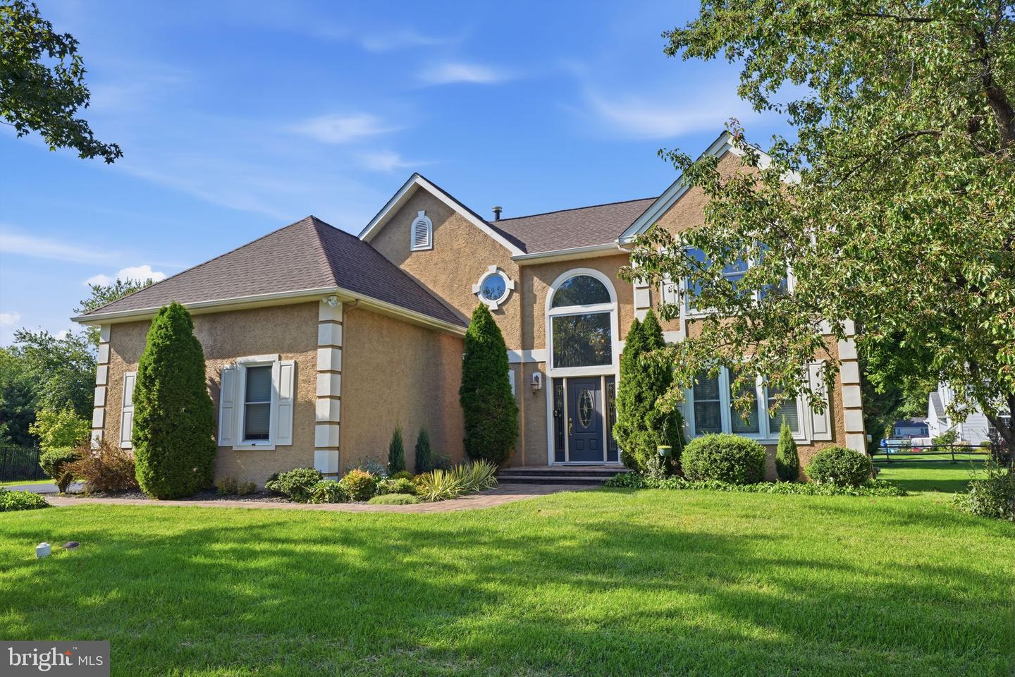 1208 Candlewick Ct — photo