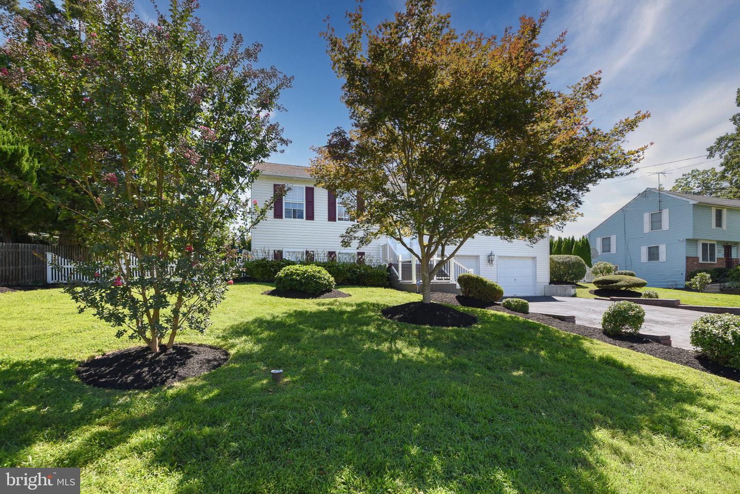 3713 Fleetwood Ave — photo