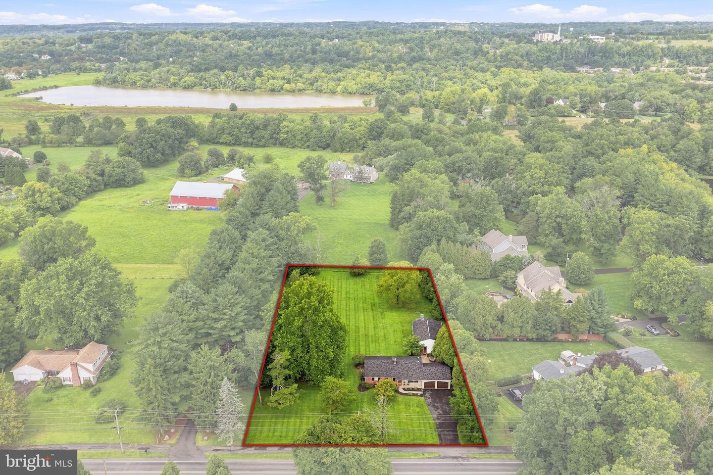 272 W Sandy Ridge Road, Doylestown, PA 18901 — photo 3