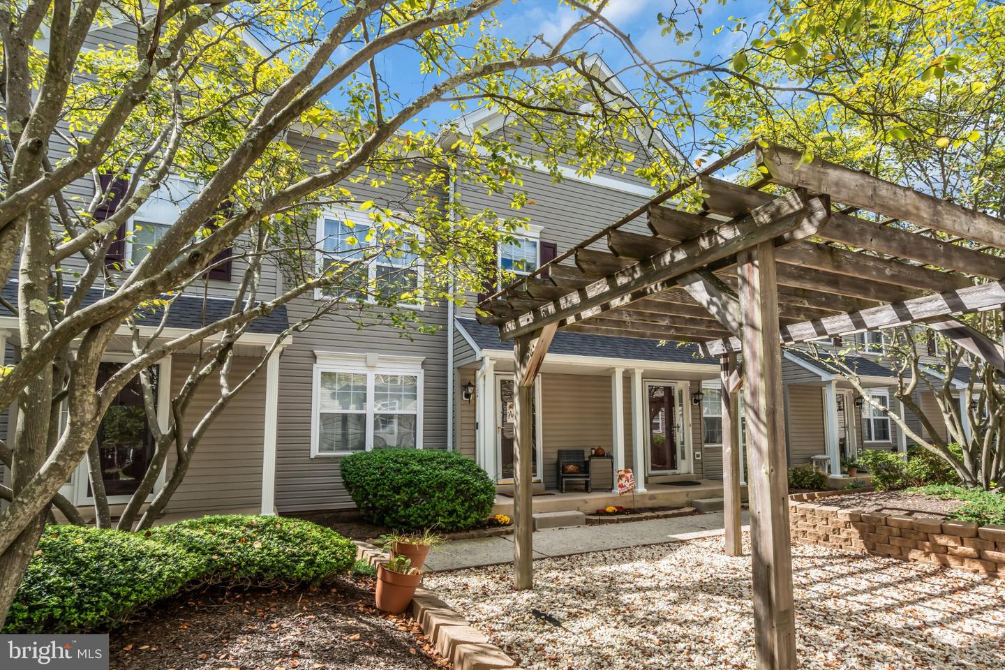 312 Goldenrod Ct — photo