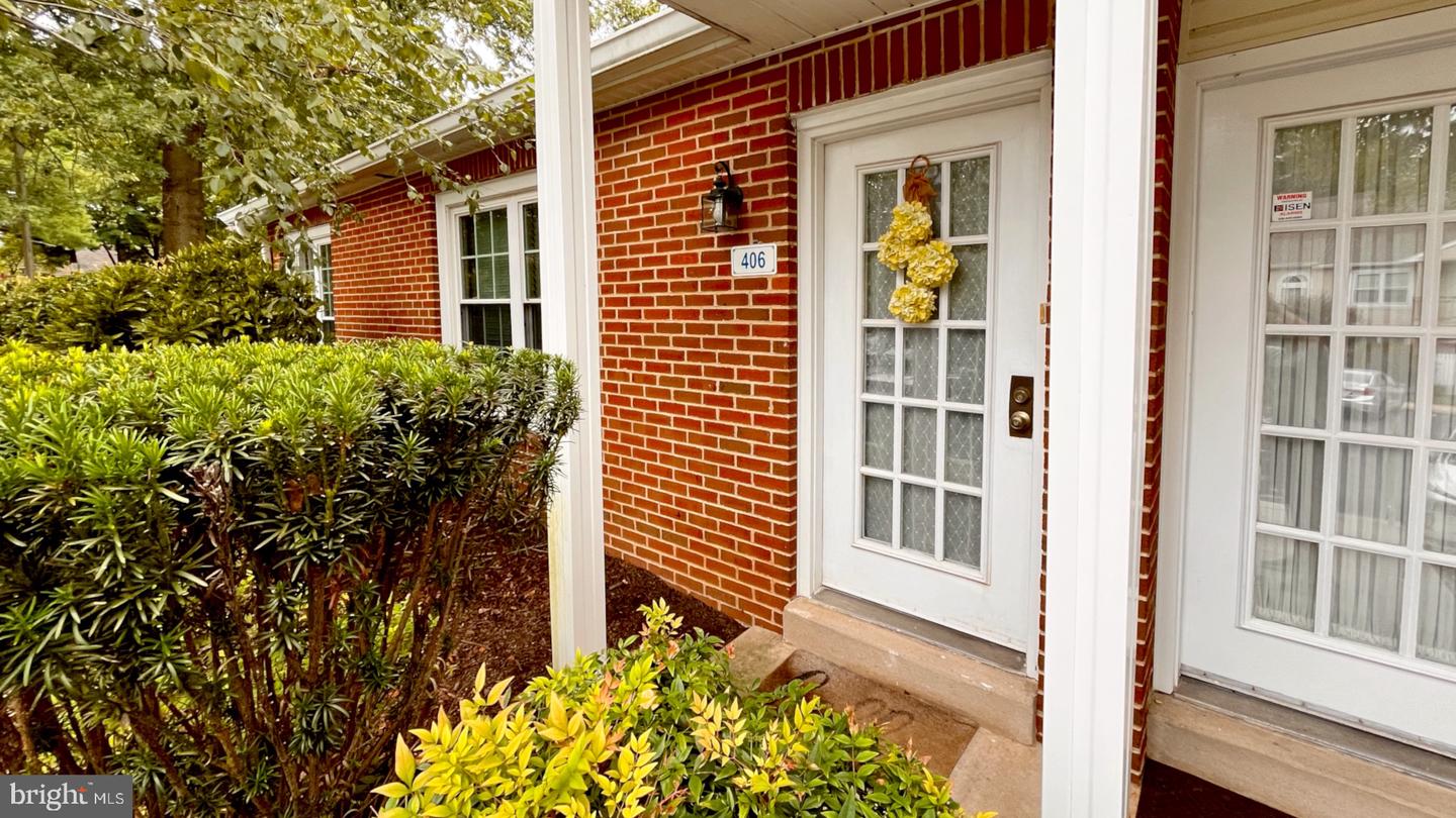 406 Beacon Hill Dr — photo