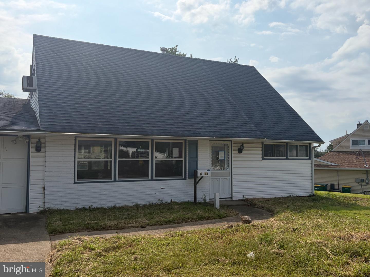 14 Circle Rd — photo