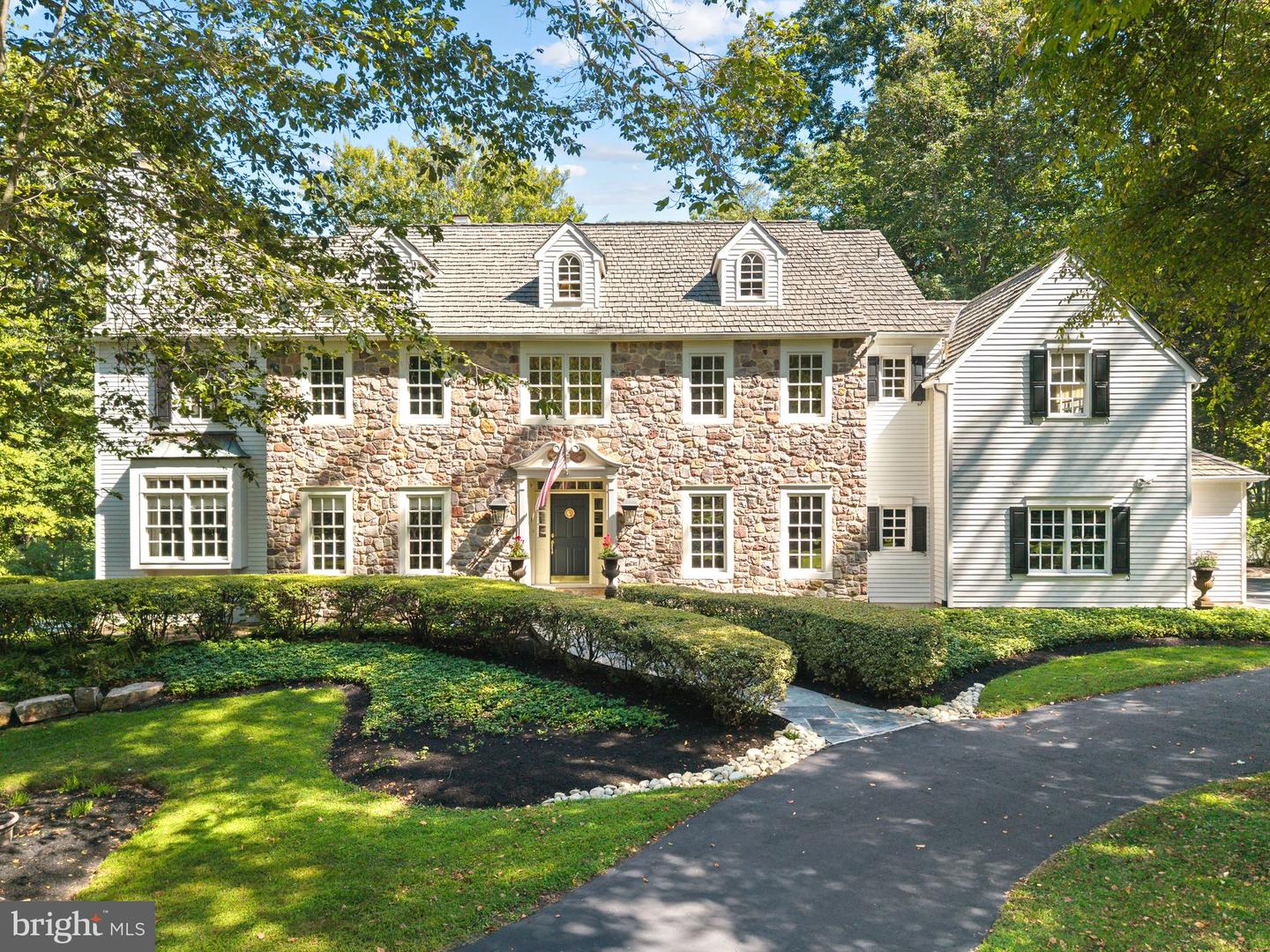 31 Timber Knoll Dr — photo