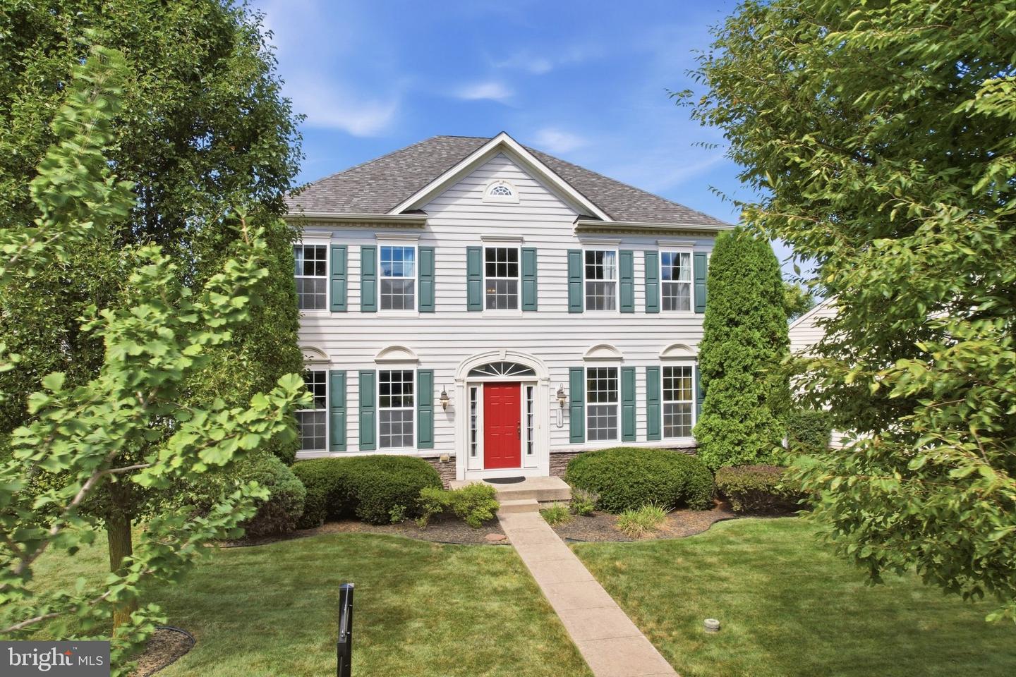 116 Hart Dr — photo