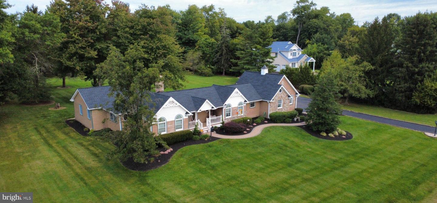 186 Folly Rd — photo
