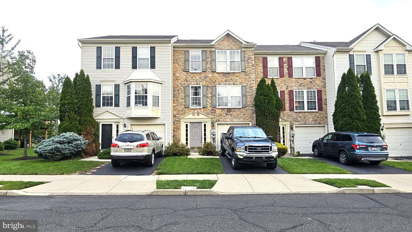 410 Terrace Dr — photo