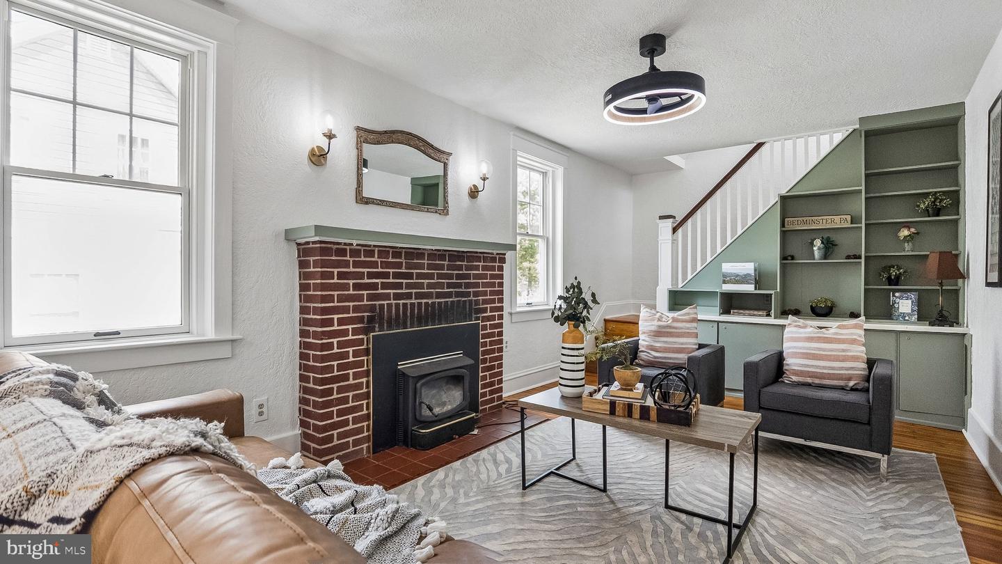 3131 Bedminster Rd — photo