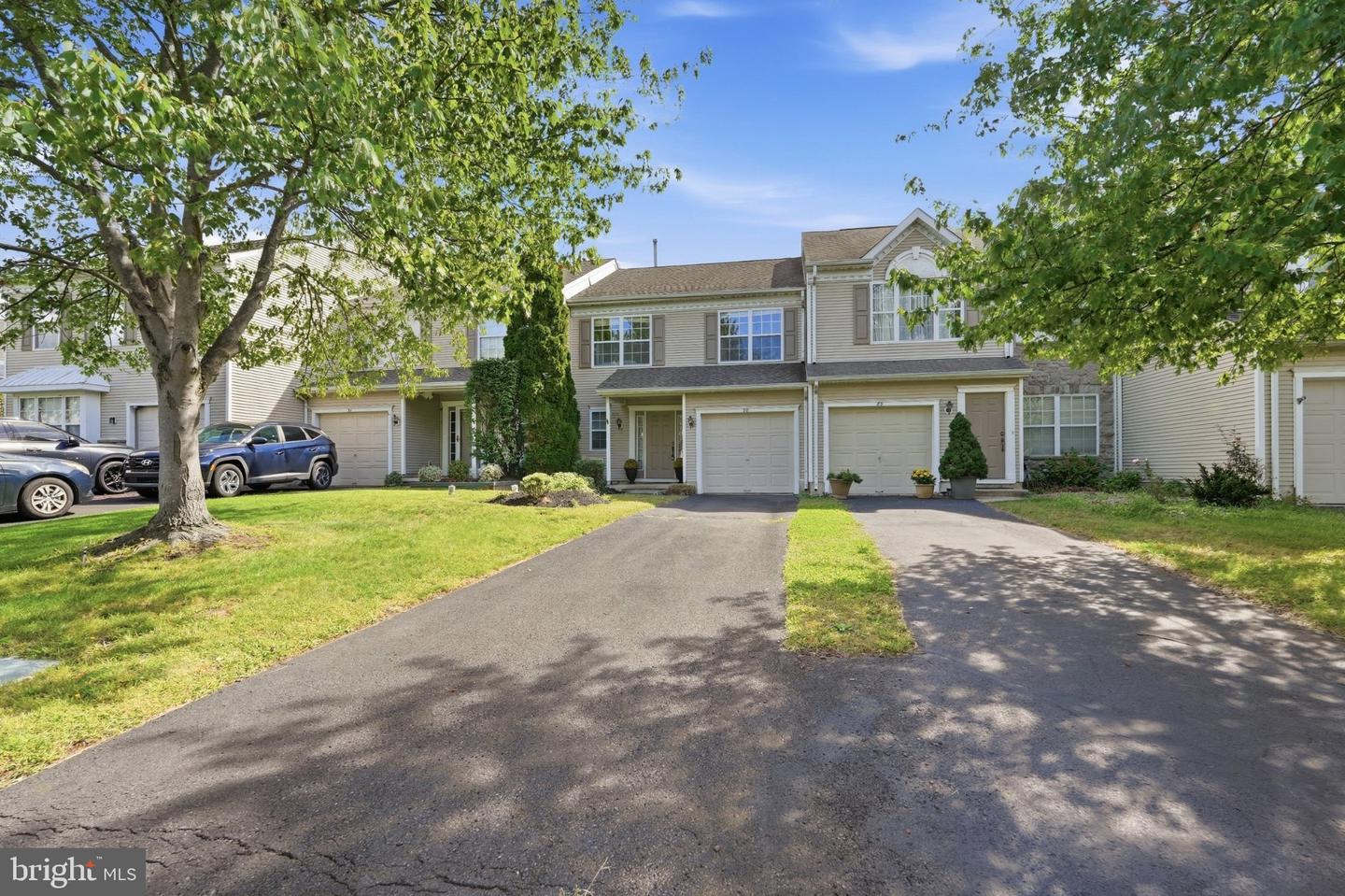 90 Cypress Pl — photo
