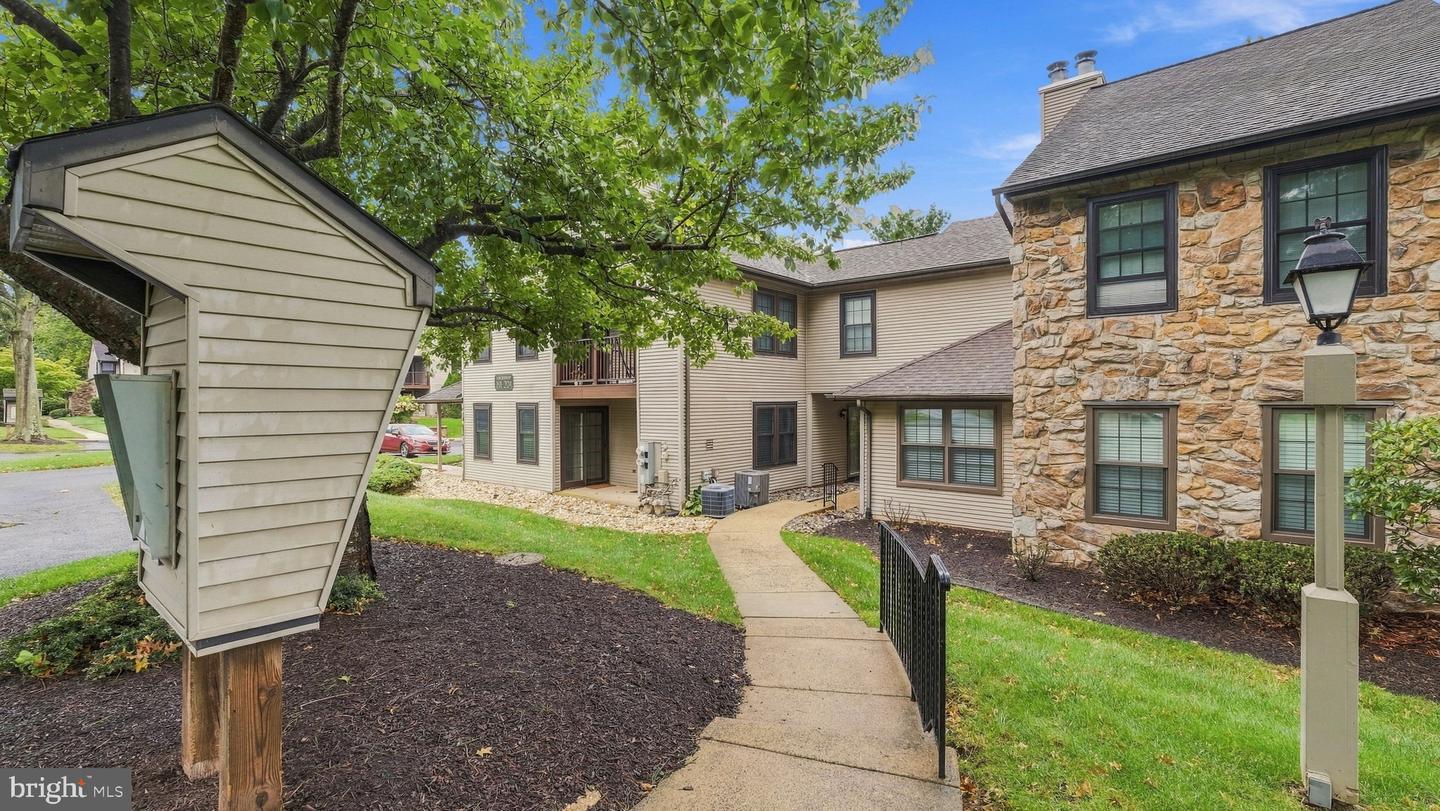 193 Hackberry Ct — photo