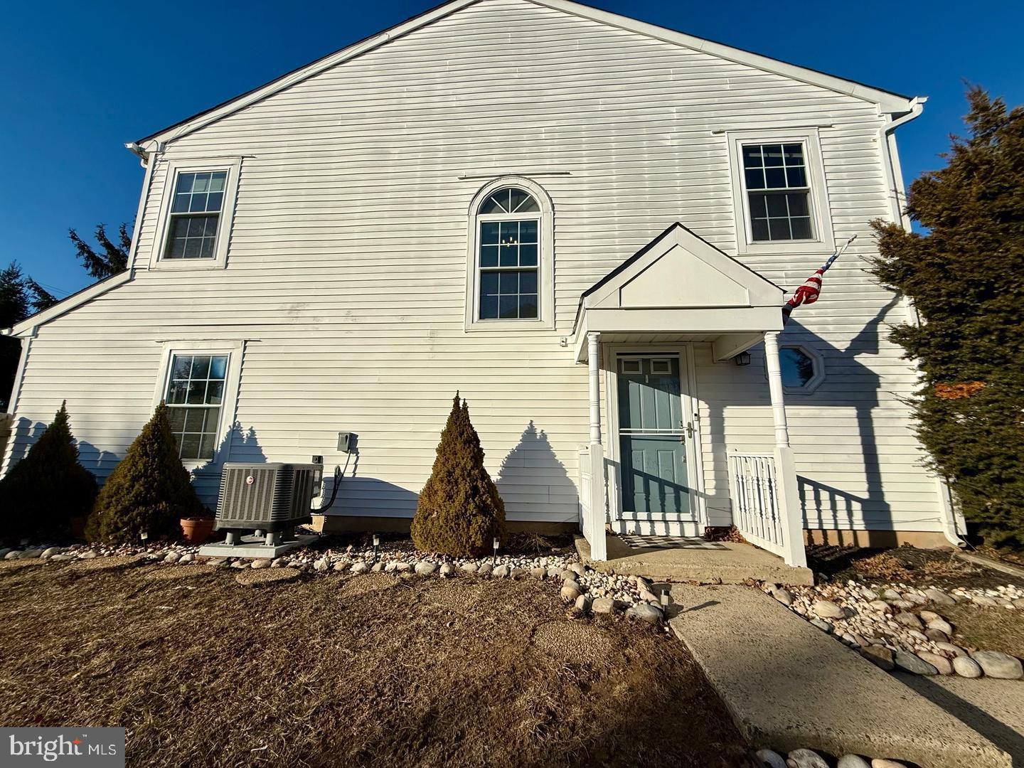 25 Van Horn Pl — photo