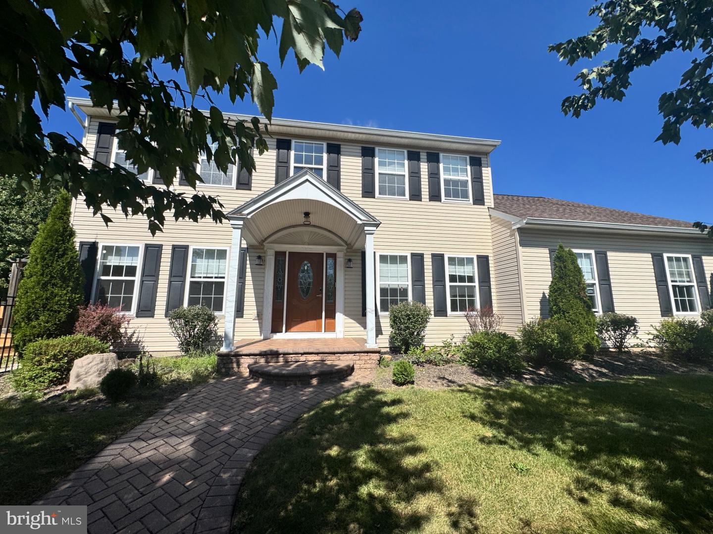 1225 Meadow Brook Dr — photo