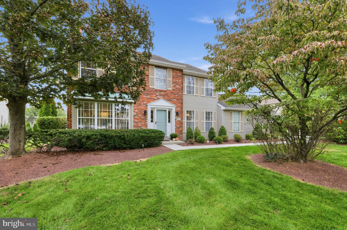 554 Heritage Oak Dr — photo