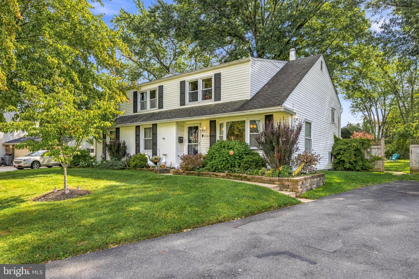 1260 Beverly Rd — photo