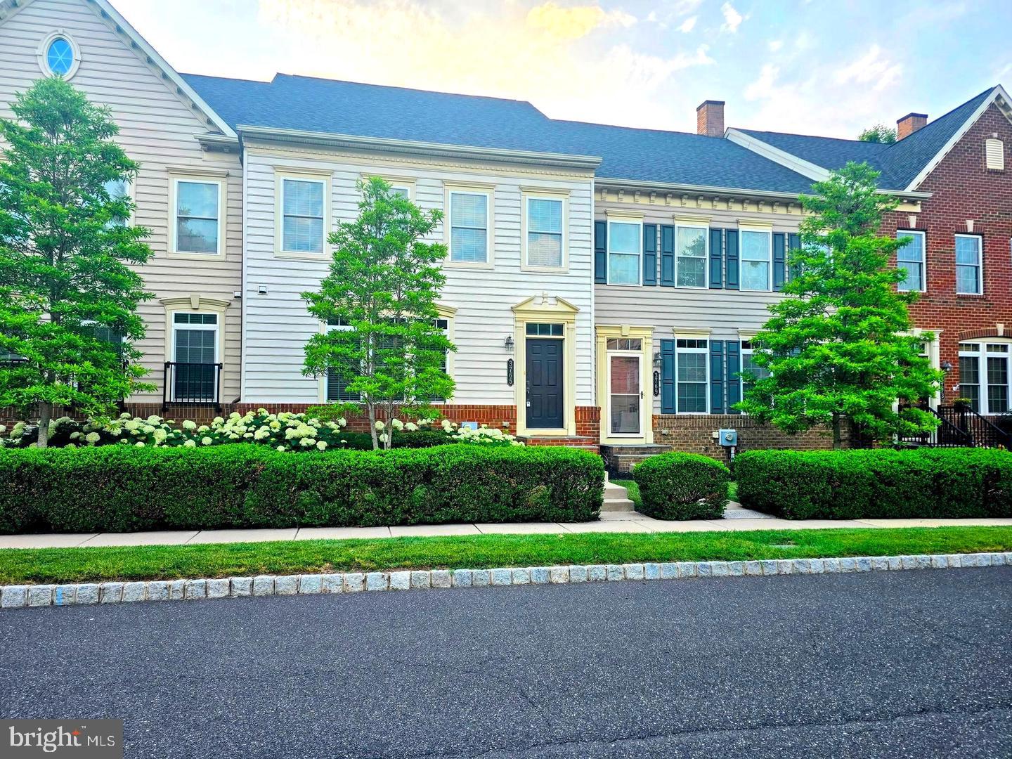 3765 William Daves Rd — photo