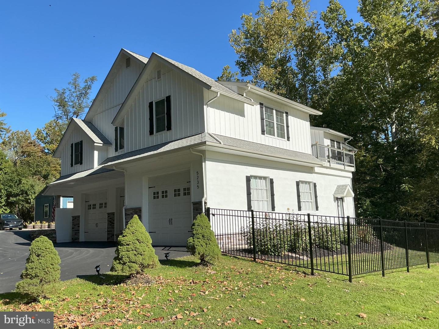 5235 Durham Road — photo