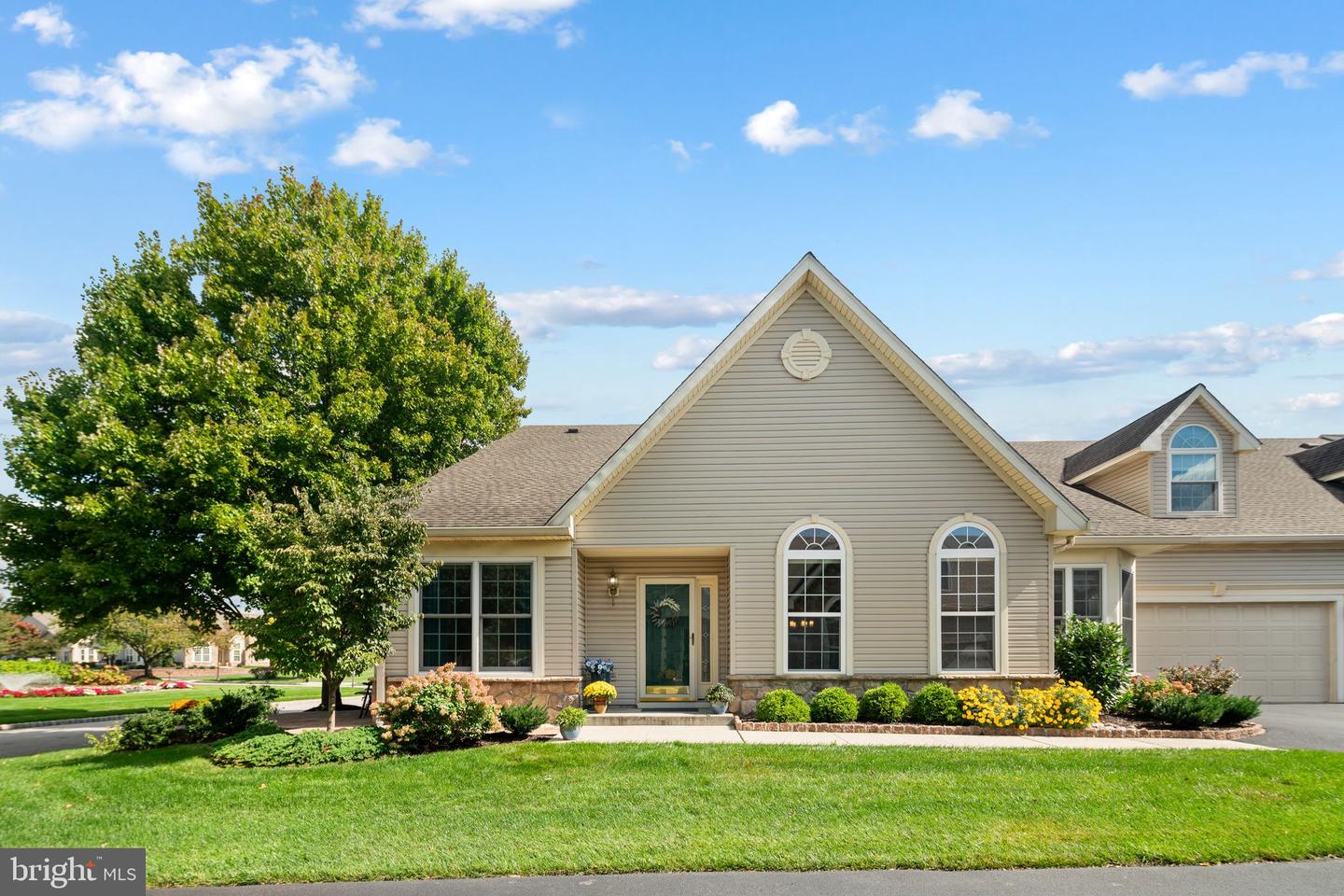 6 Shady Brook Dr — photo