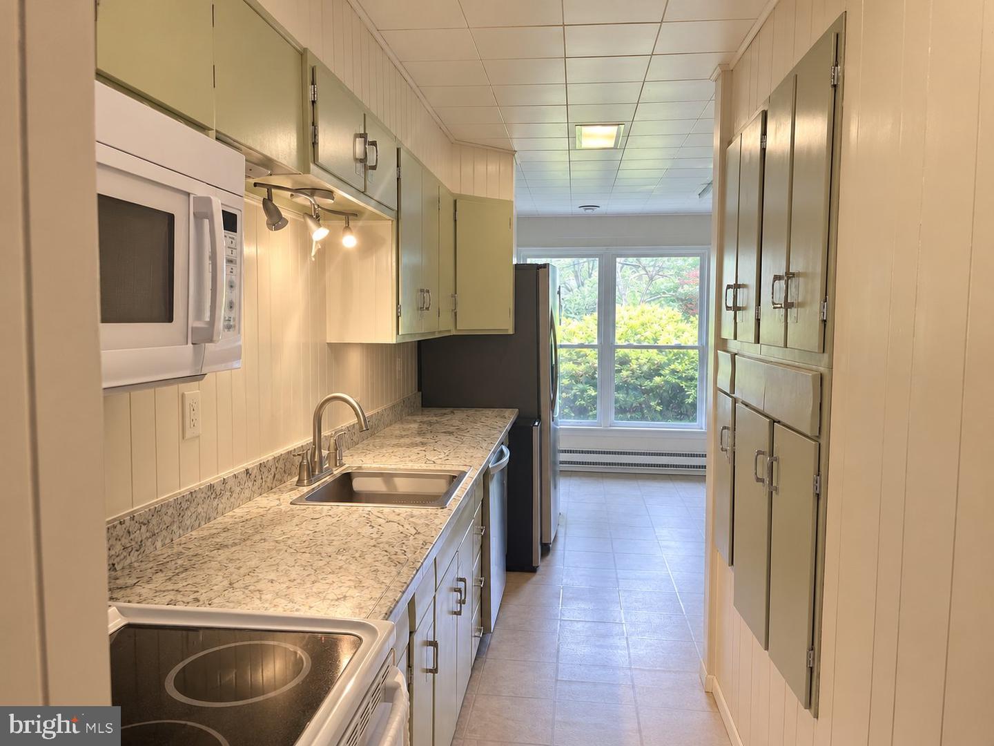 5940 Anne Dr — photo