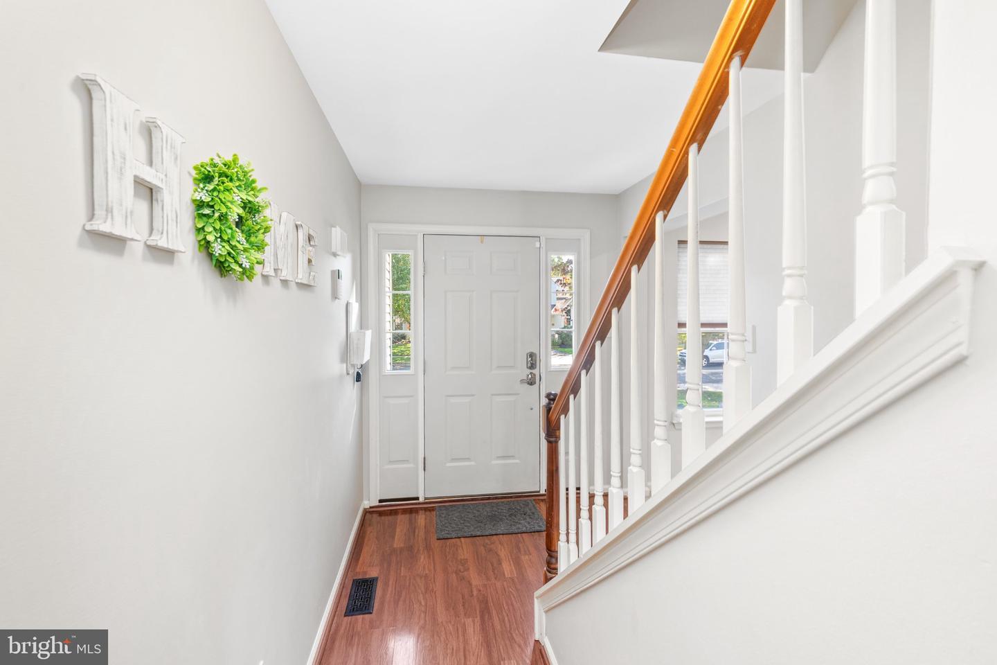 213 Forest Park Dr — photo