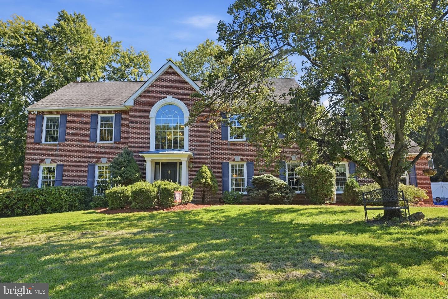 6 Jennifer Ln — photo
