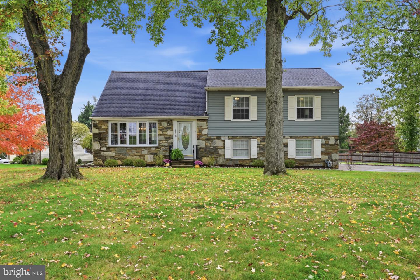 1131 Tomlinson Rd — photo