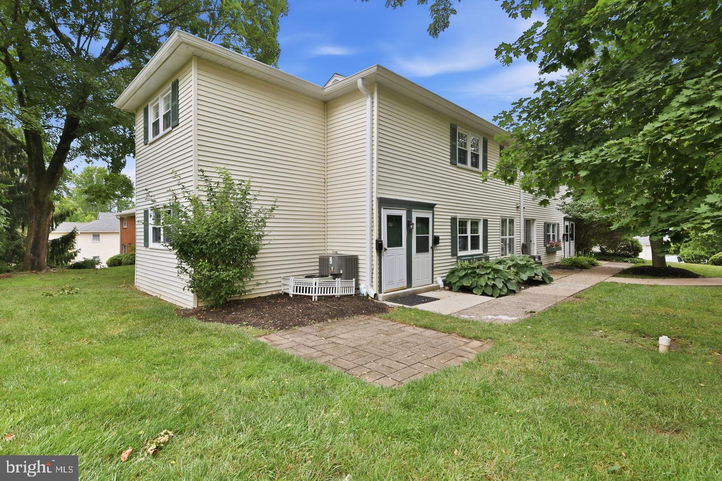 701 Yardley Cmns Cmns — photo