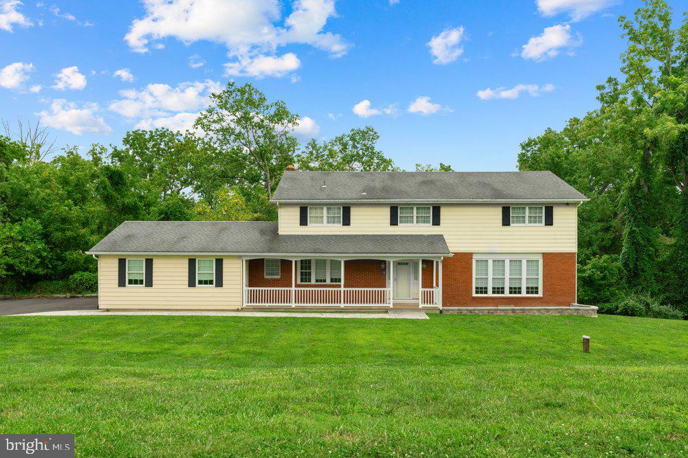 112 Beaumont Dr — photo