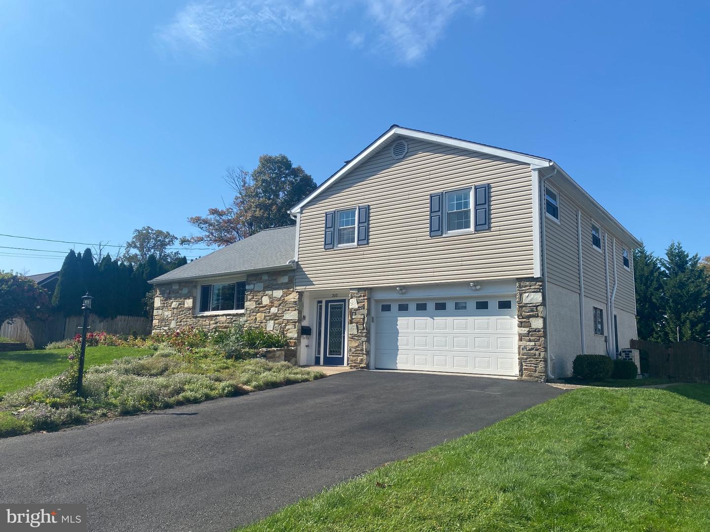 310 Tally Ho Dr — photo