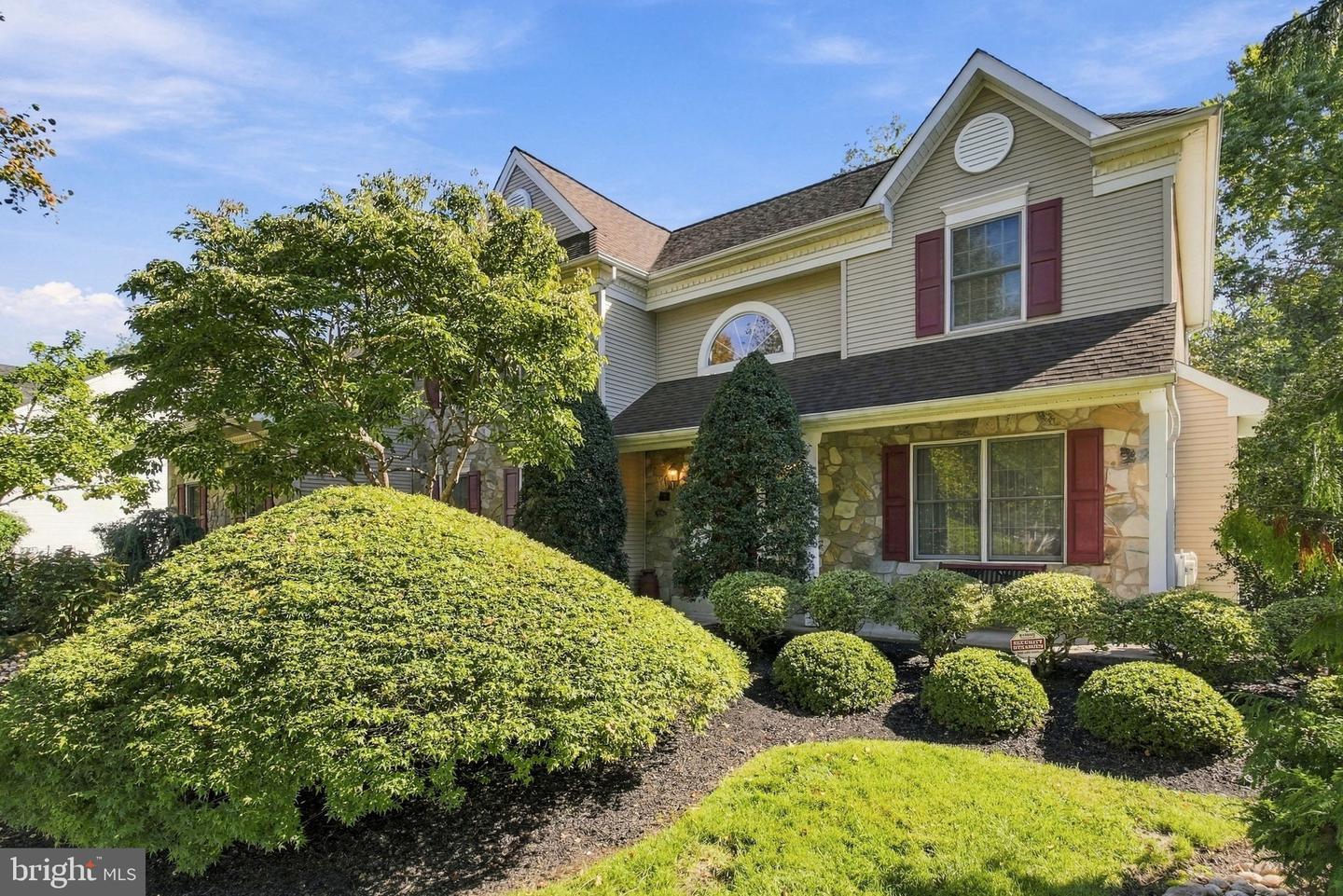 554 Scattergood Ct — photo