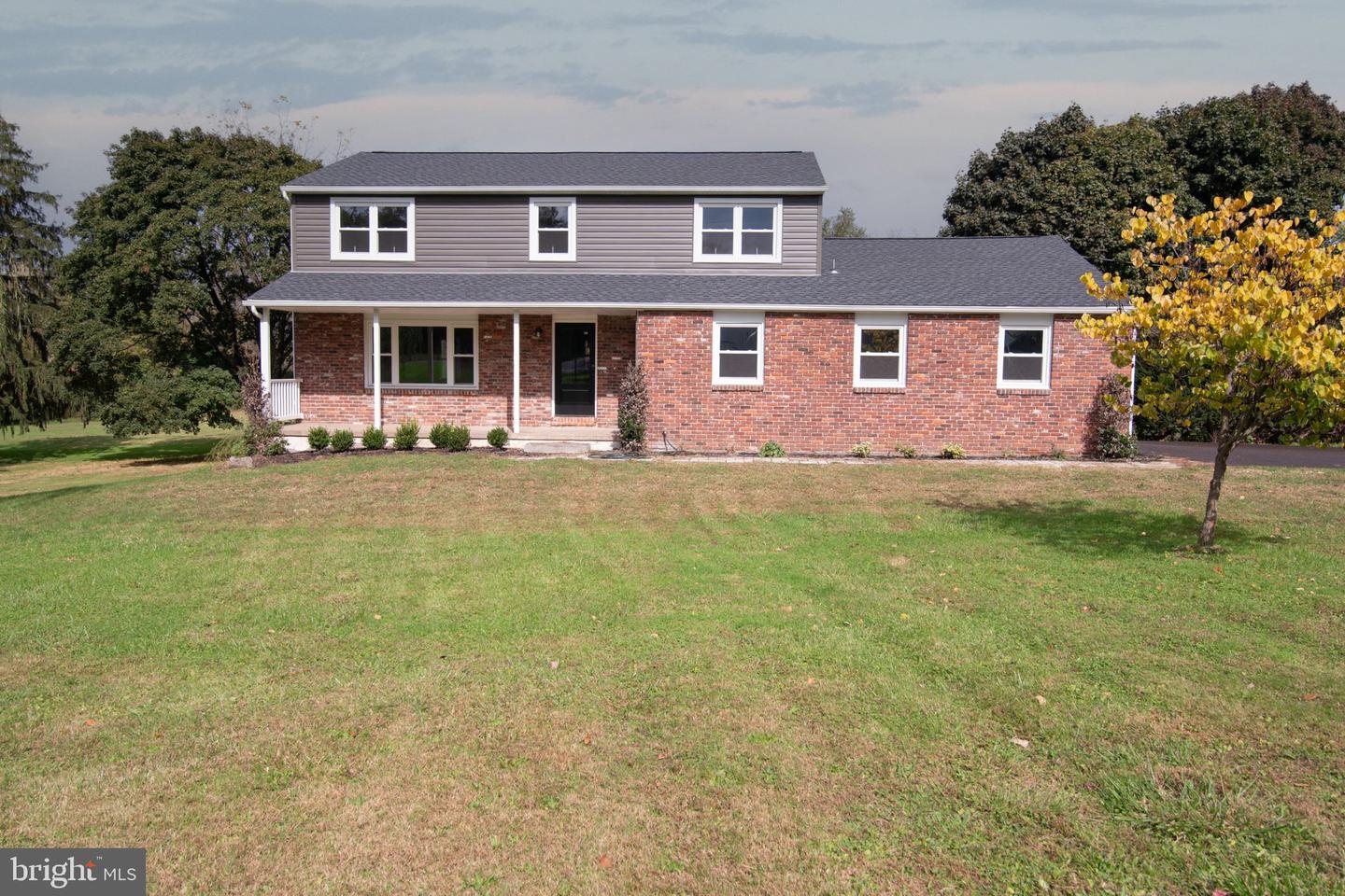 728 E Creamery Rd — photo