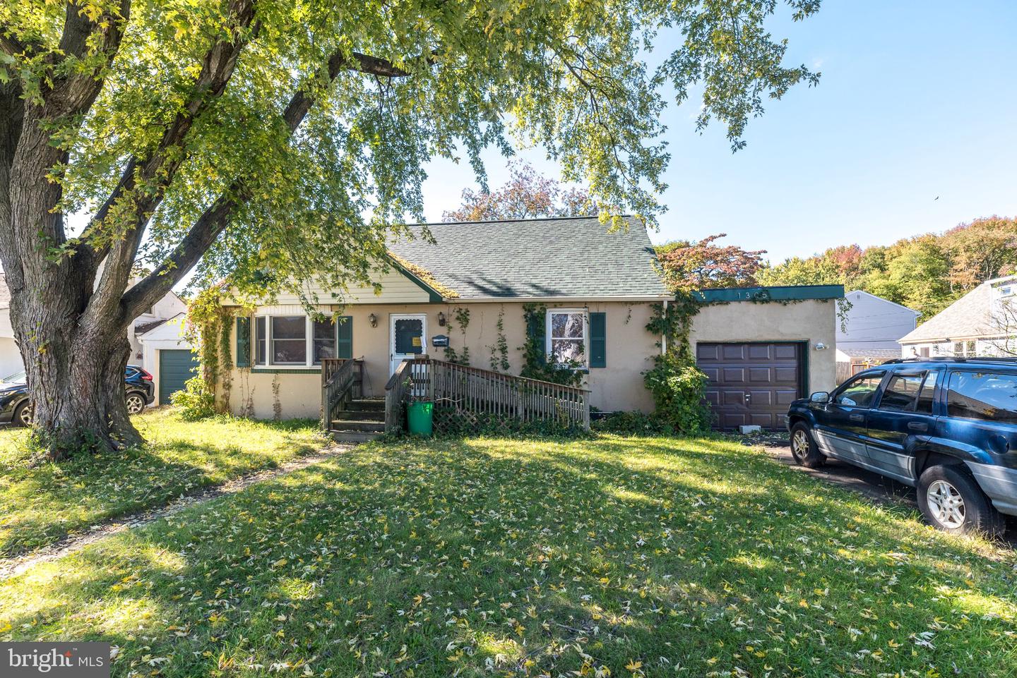 1305 Harrison St — photo