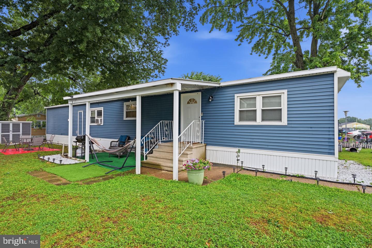 228 Johnson Dr — photo