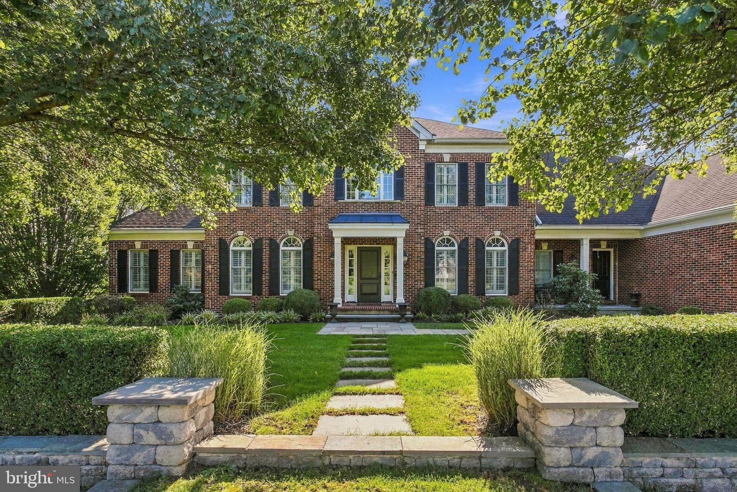 3 Rossiter Cir — photo