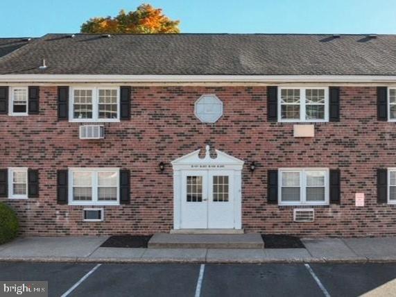403 S Main St #B200 — photo