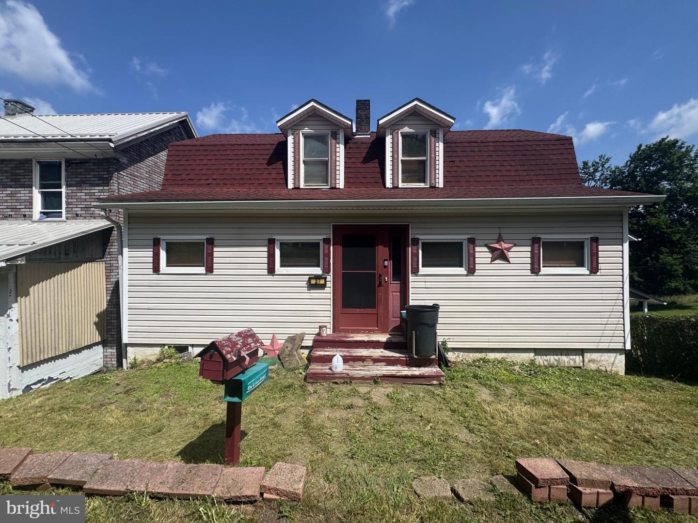 37 Drew St — photo