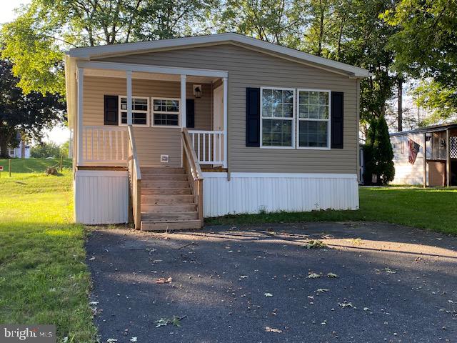 9 Hollar Dr S — photo