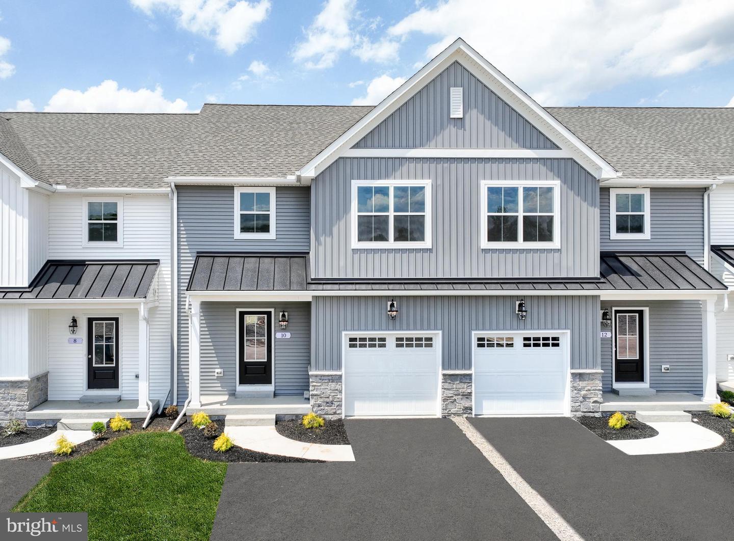 25 Tilghman Trl — photo