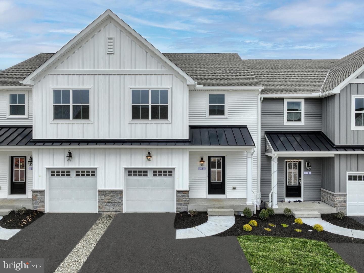 29 Tilghman Trl — photo