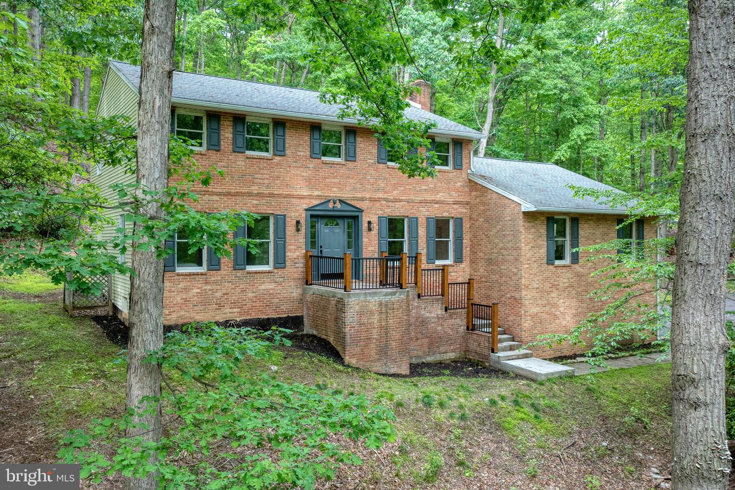 600 Rocky Dr — photo