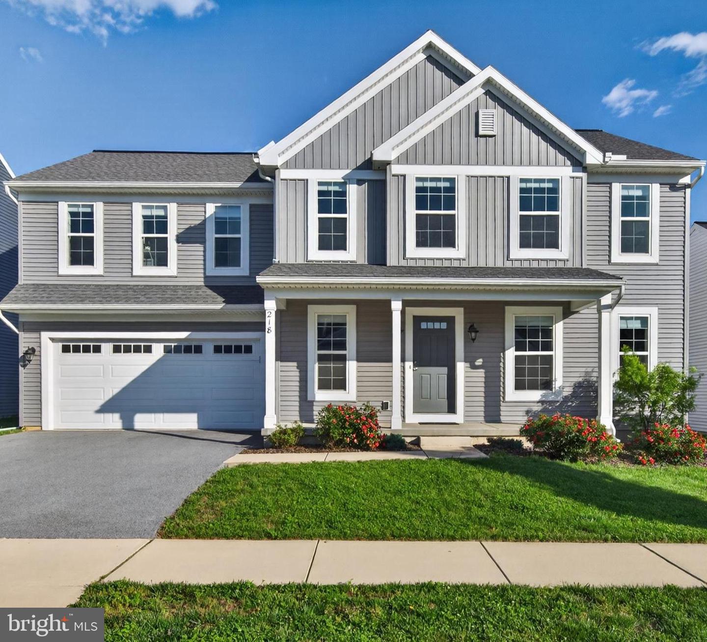 218 Wright Dr — photo