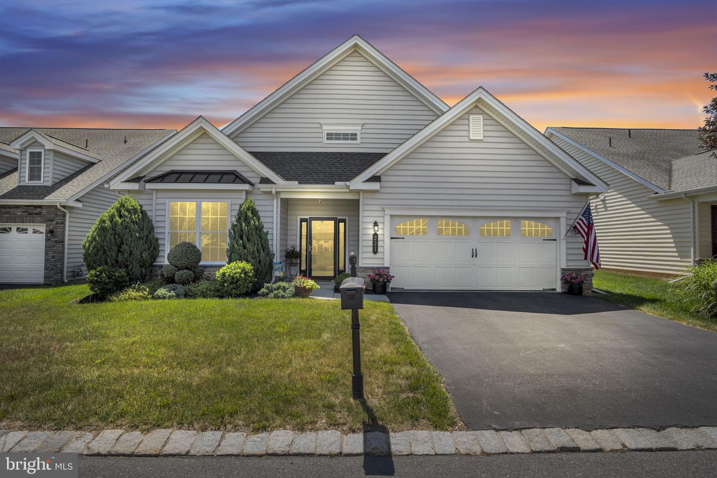 221 Loyal Drive — photo