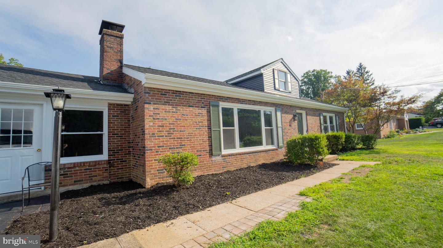 926 Valley Road, Enola, PA 17025 — photo 2