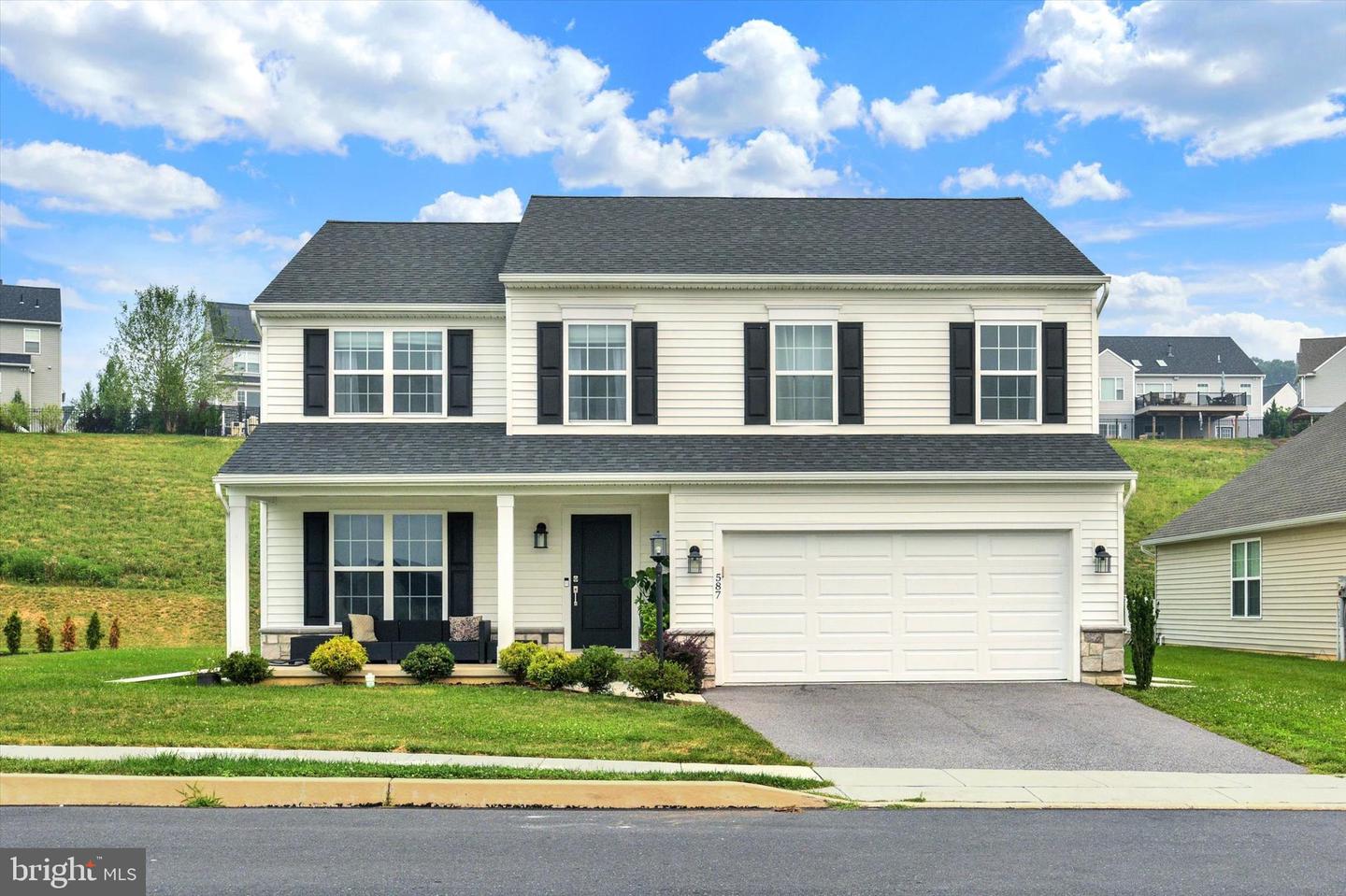 587 Smoke House Dr — photo