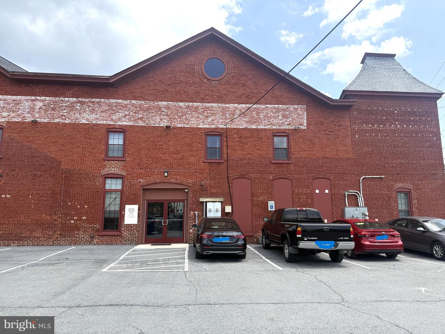 419 E High St #Suite 2a — photo