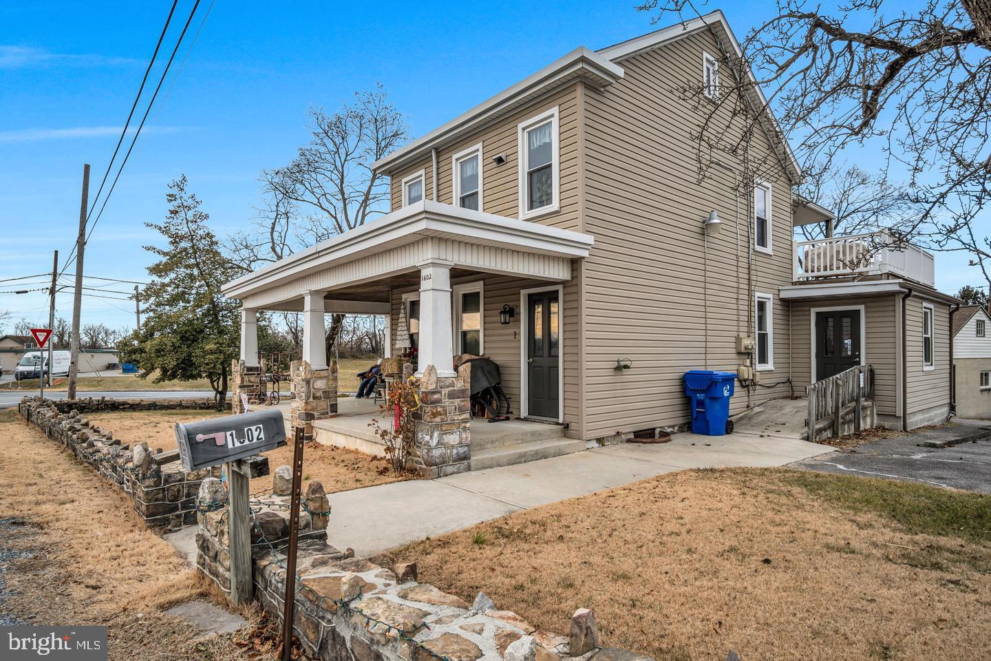 1602 SPRING ROAD, CARLISLE PA 17013 — photo 2