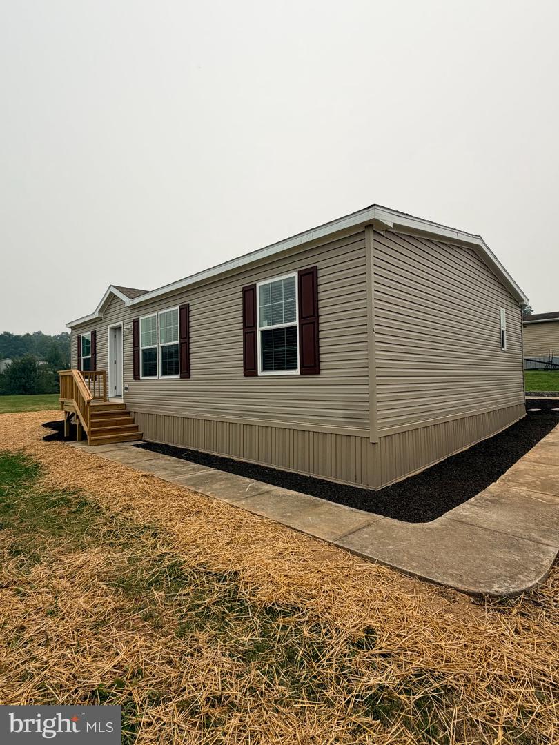 4 Cherokee Dr — photo