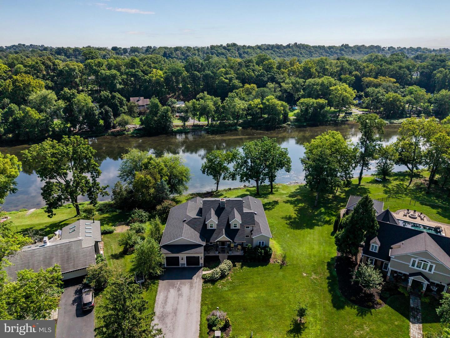 6 Creekside Ln — photo