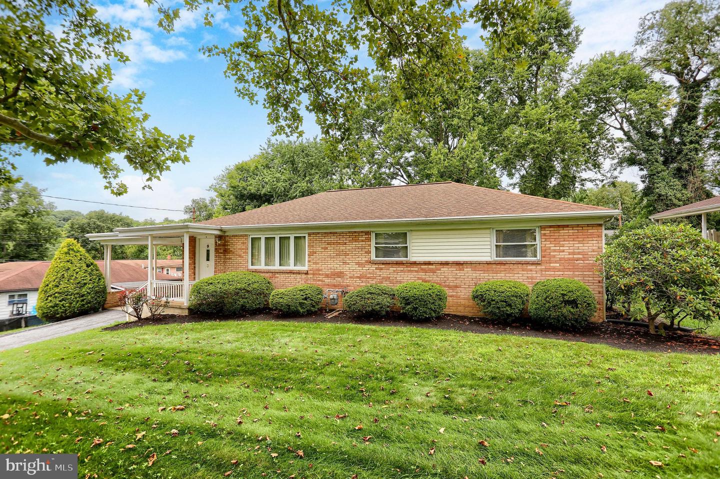 3 Karen Ct — photo